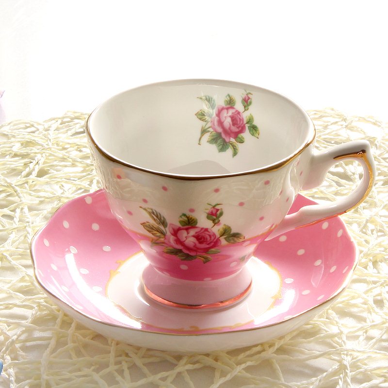 Rose Garden Porcelain Set