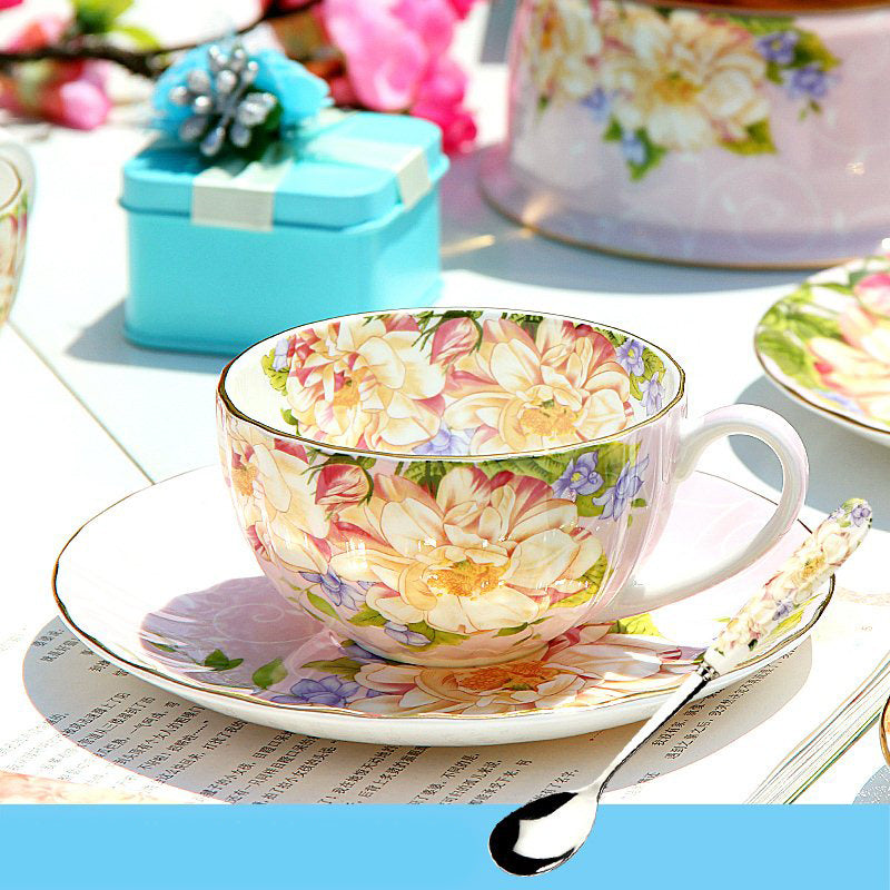 Rose Garden Porcelain Set