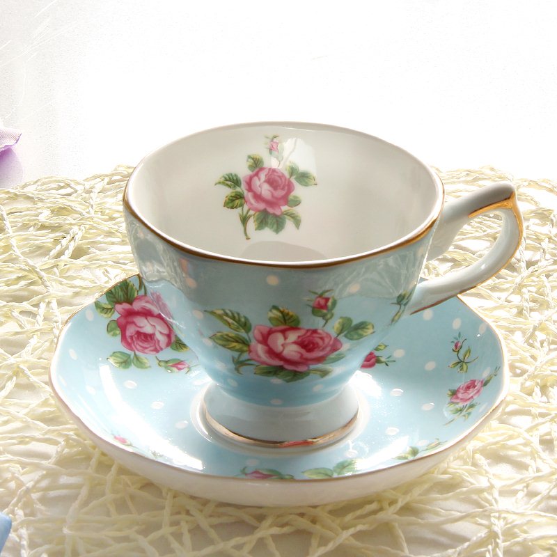 Rose Garden Porcelain Set