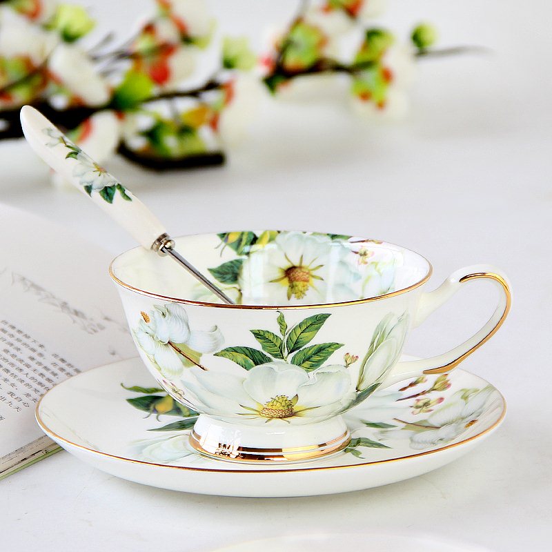 Rose Garden Porcelain Set