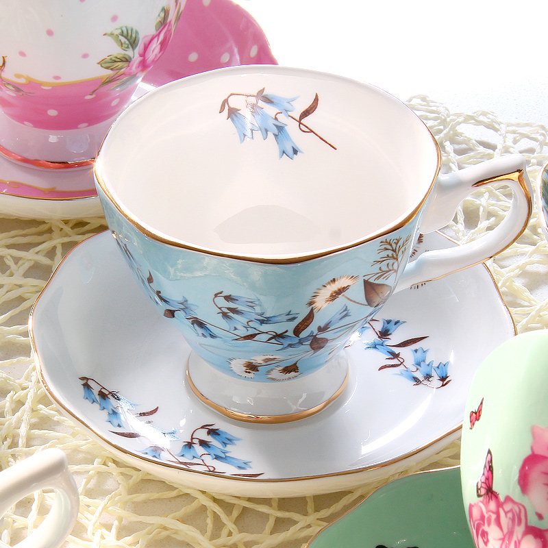 Rose Garden Porcelain Set